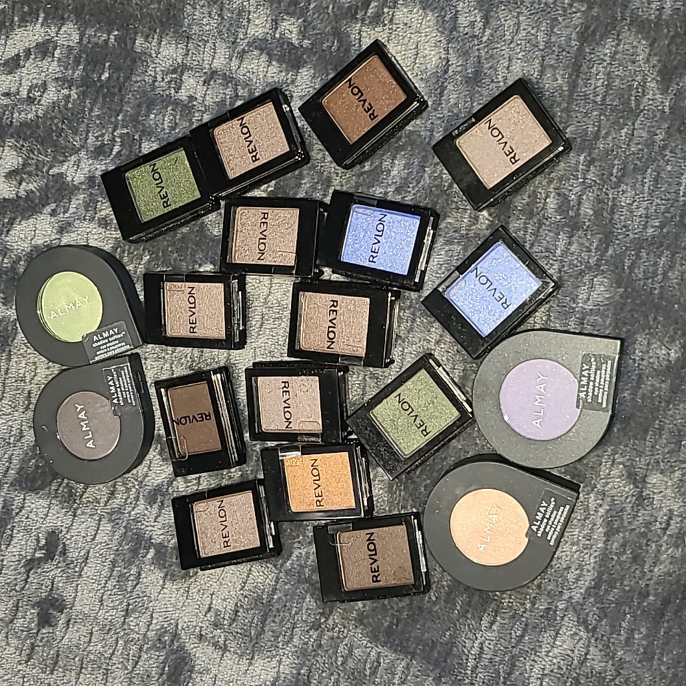 Eye shadow